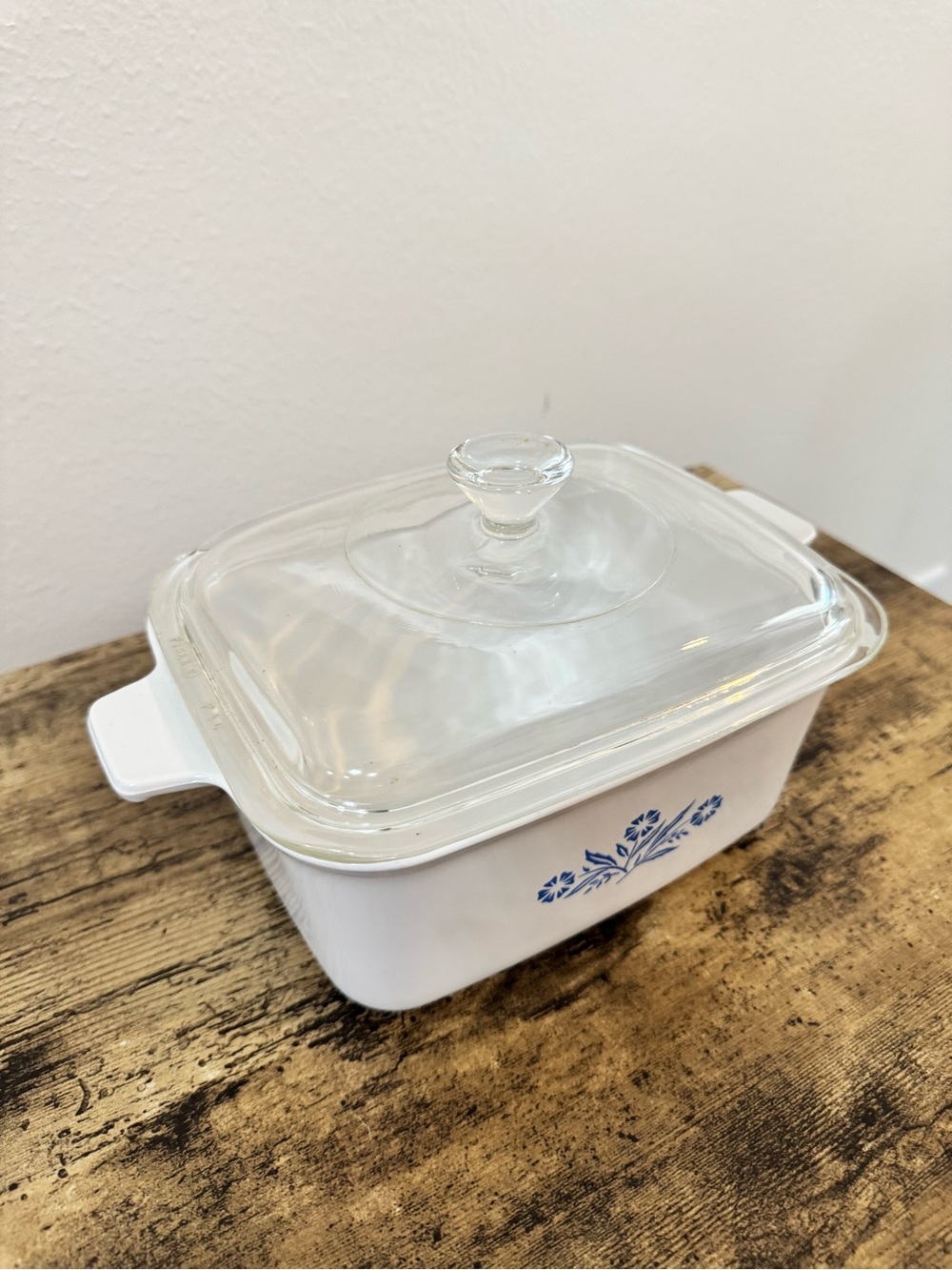 Vintage Corning Ware Blue Cornflower Casserole Dish w/ Glass Lid - Picture 7 of 10